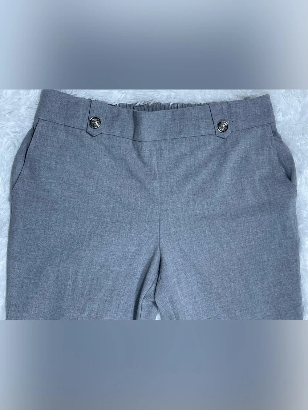 Rachel Zoe Women’s Light Gray Cropped Dress Pants with Button Waist Tabs size 12